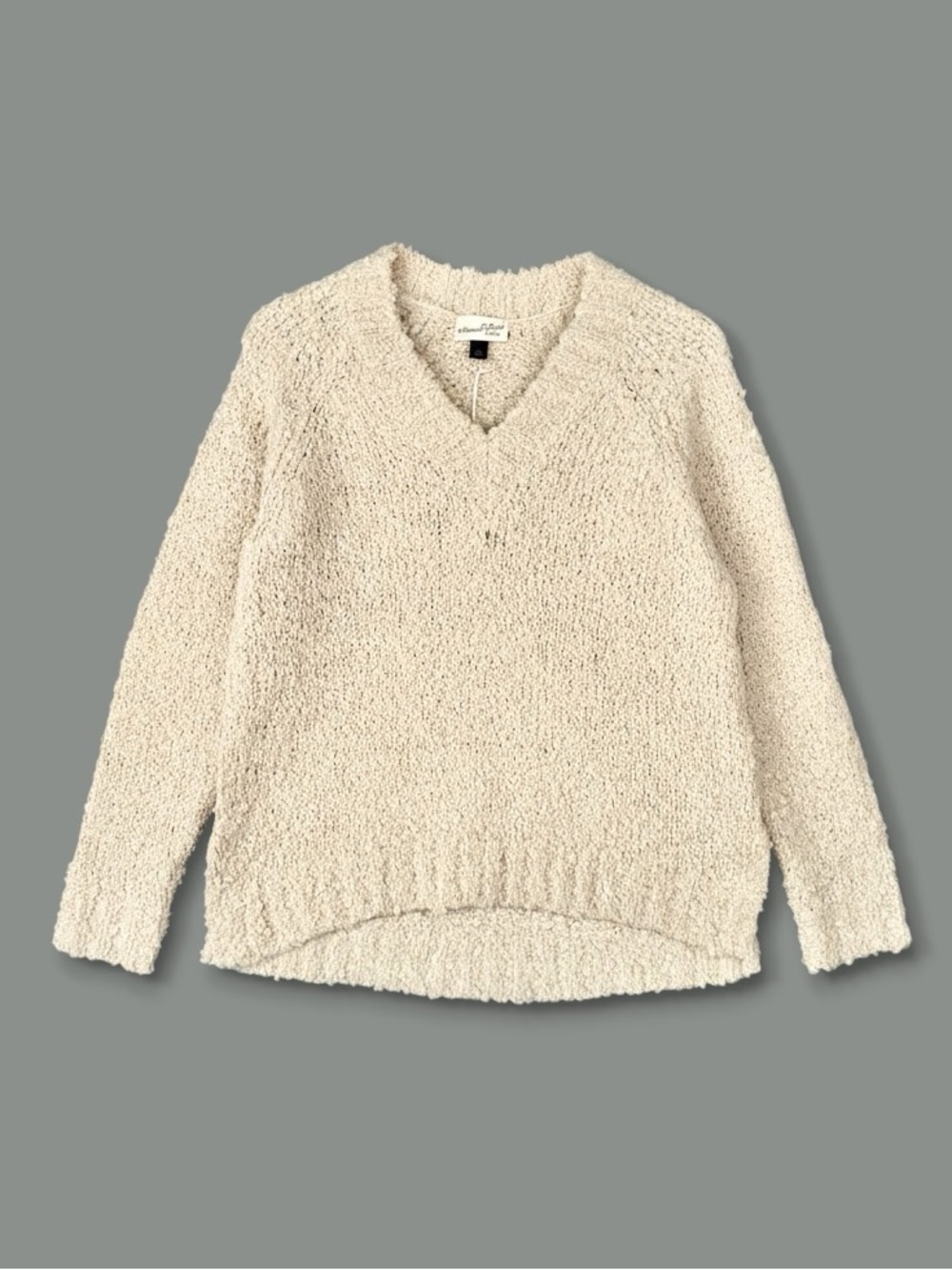 Universal Thread Fuzzy Boucle V Neck Sweater Cream S High Low Casual